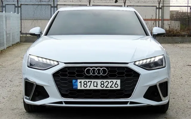 수원중고차살때 A4 (B9) 40 TFSI 프리미엄 매물 사진 13 - 2022/01 68,947km
